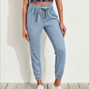 Hollister High-Rise Paper-Bag Joggers